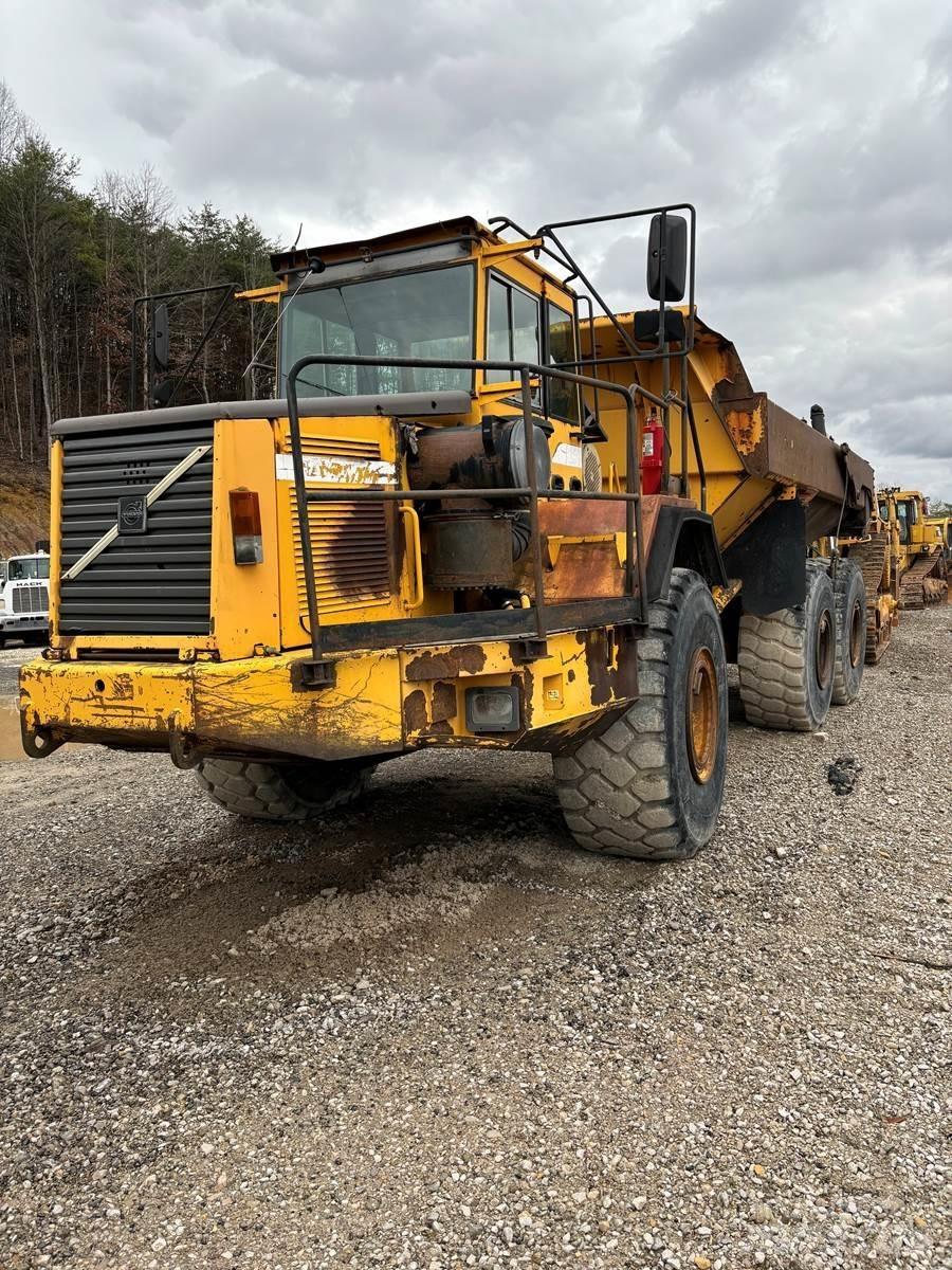 Volvo A35C Belden kirma kaya kamyonu