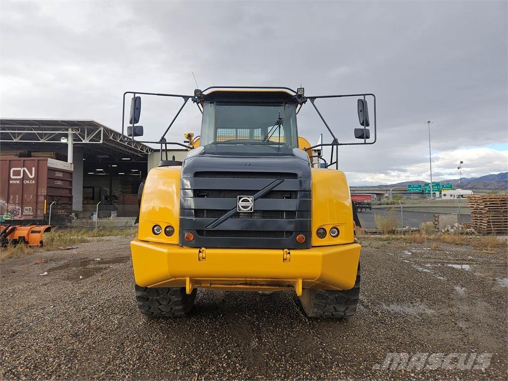 Volvo A40E Tankerli kamyonlar