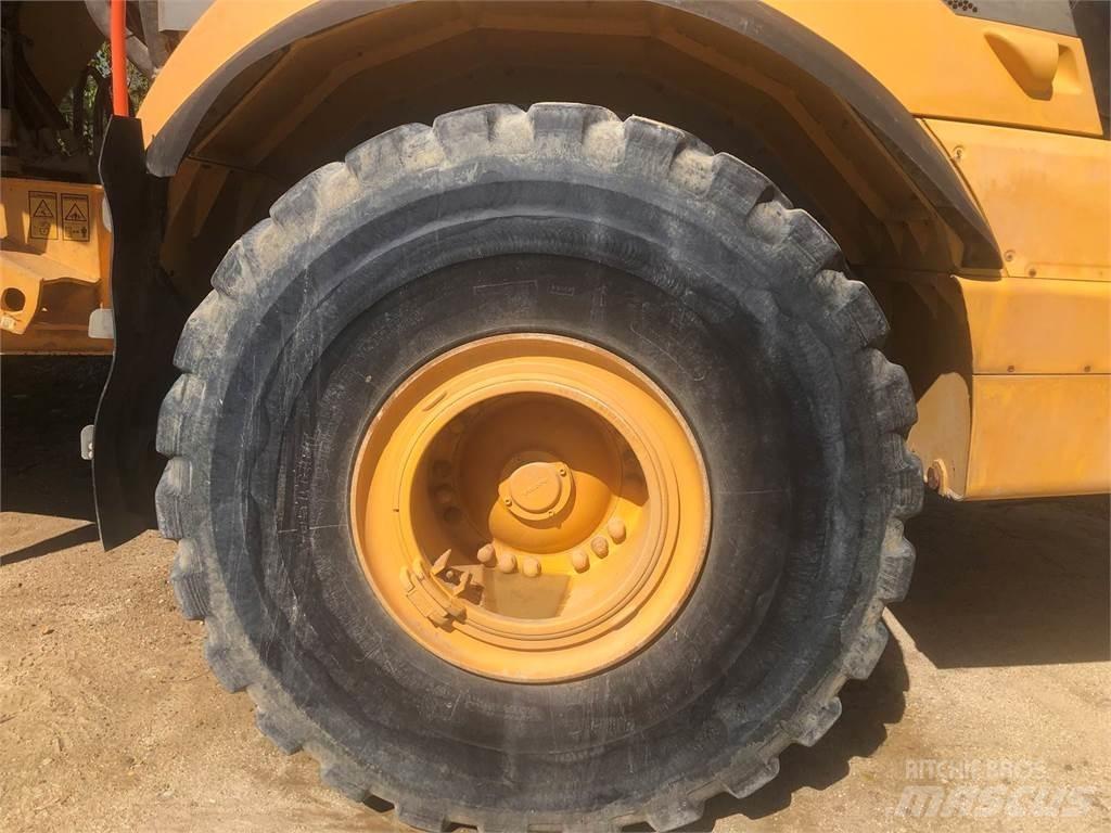 Volvo A40G Belden kirma kaya kamyonu