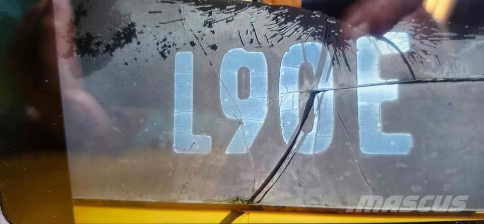 Volvo L90E Tekerlekli yükleyiciler