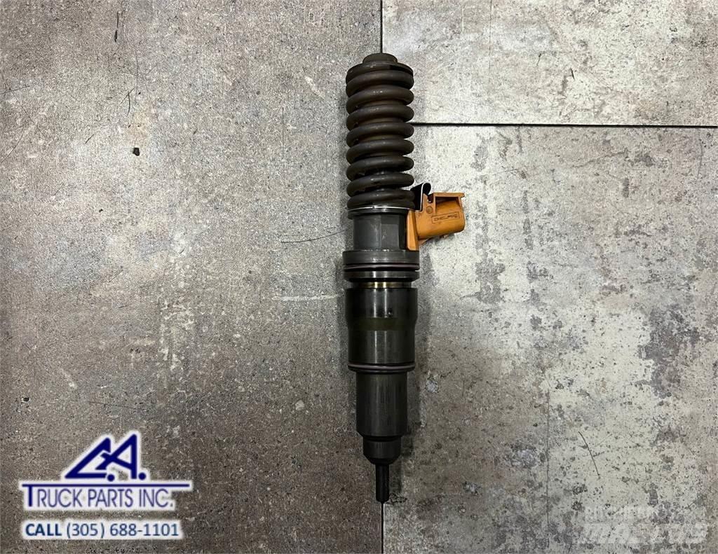 Volvo Mack Diger aksam