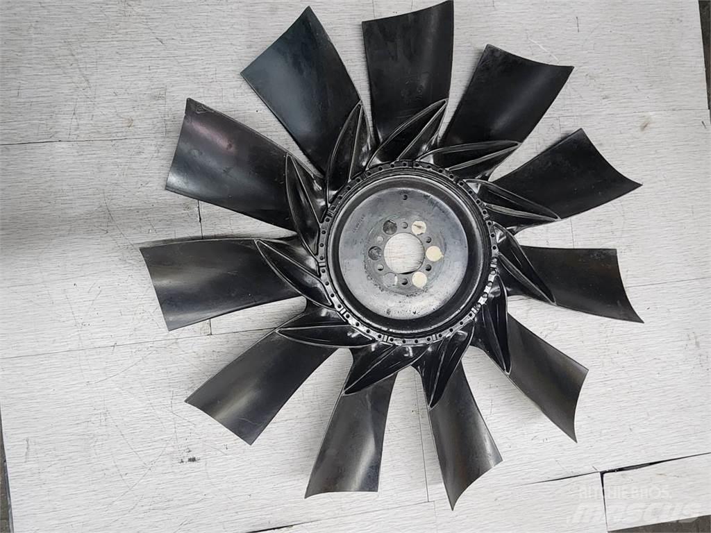 Volvo Mack Diger aksam