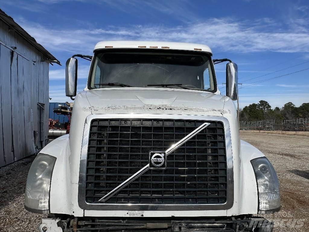 Volvo VNL Diger aksam