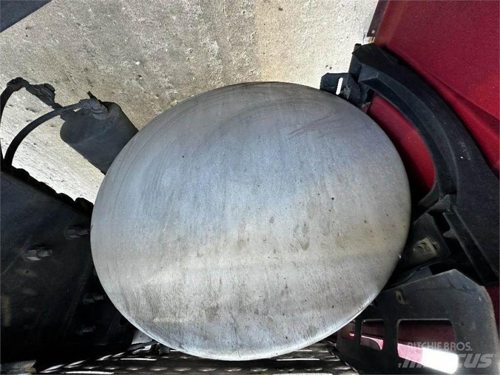 Volvo VNL Tankerli kamyonlar
