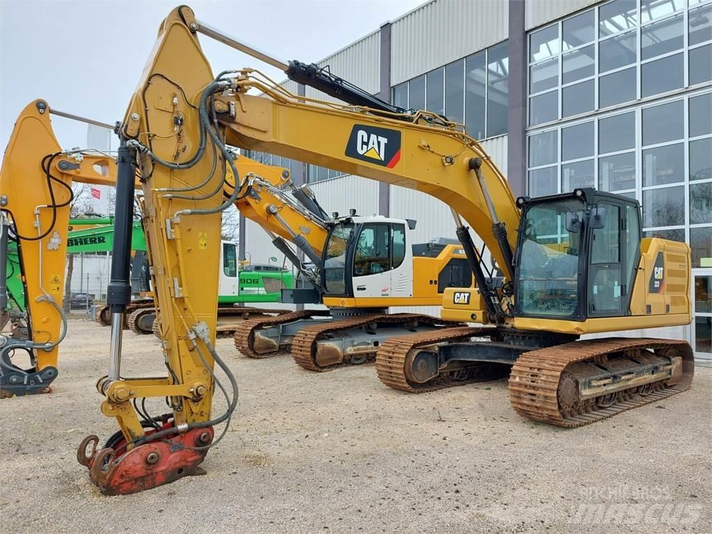 CAT 323 Paletli ekskavatörler