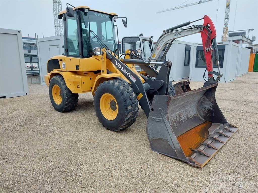 Volvo L30G Tekerlekli yükleyiciler