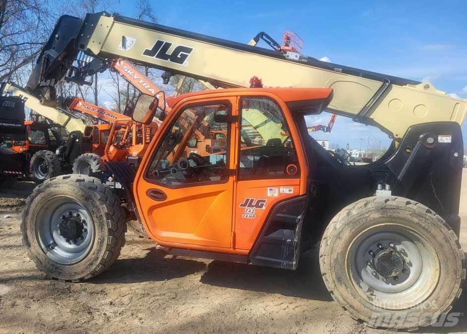 JLG 742 Teleskopik yükleyiciler