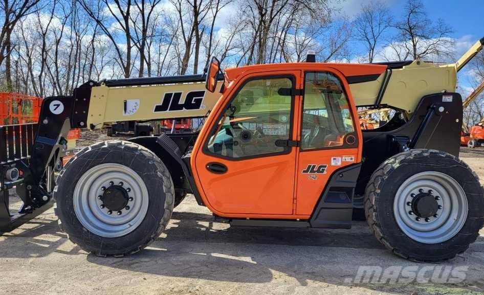 JLG 742 Teleskopik yükleyiciler