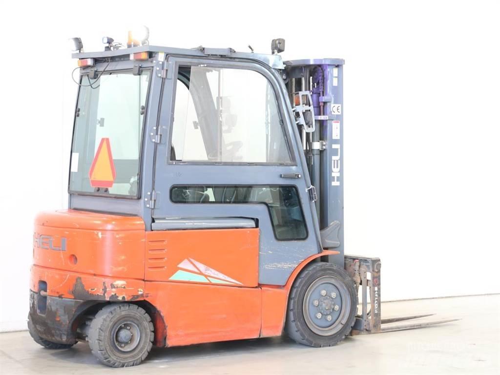 Heli CPD35 Elektrikli forkliftler