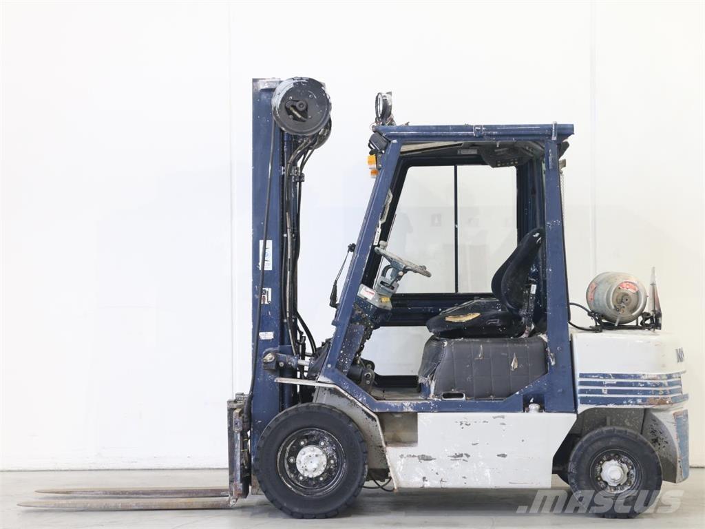 Komatsu FG25HT-11 Diger