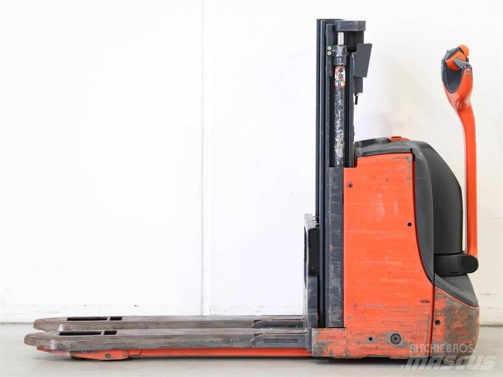 Linde D06/1160 Yaya kumandali istif makinasi