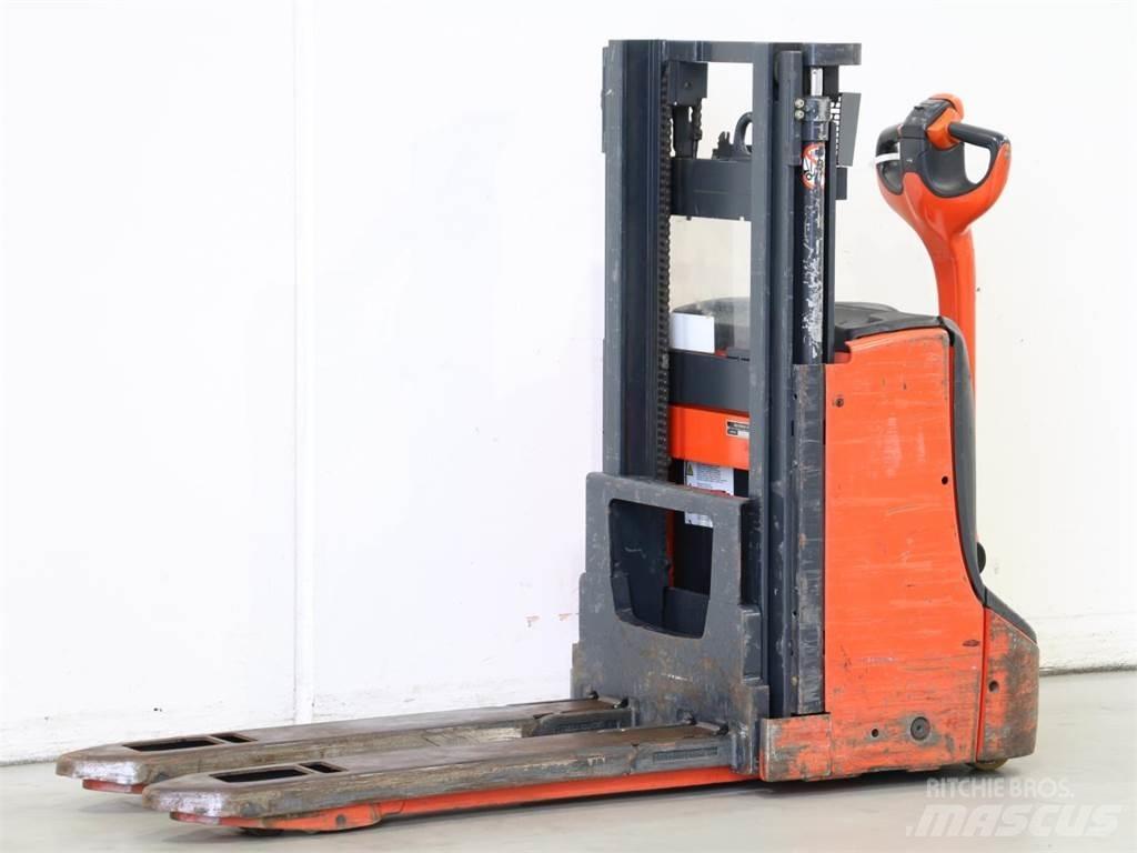 Linde D06/1160 Yaya kumandali istif makinasi