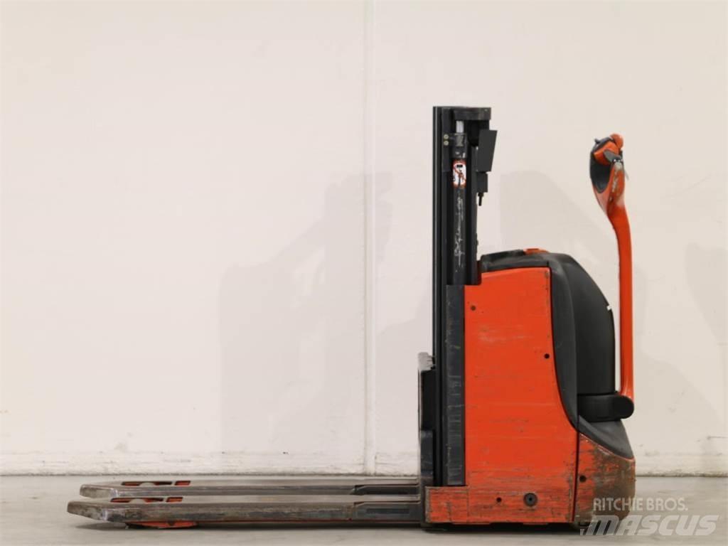 Linde D06/1160 Yaya kumandali istif makinasi