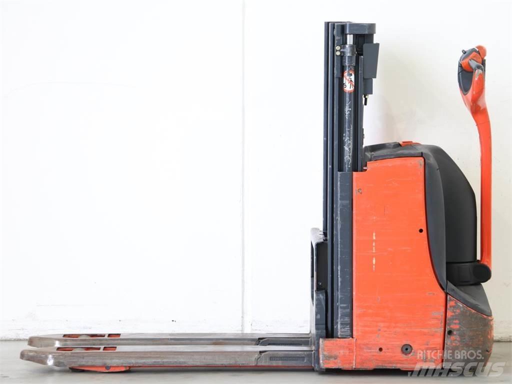 Linde D06/1160 Yaya kumandali istif makinasi