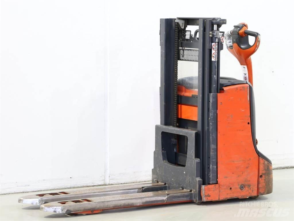 Linde D06/1160-00 Yaya kumandali istif makinasi