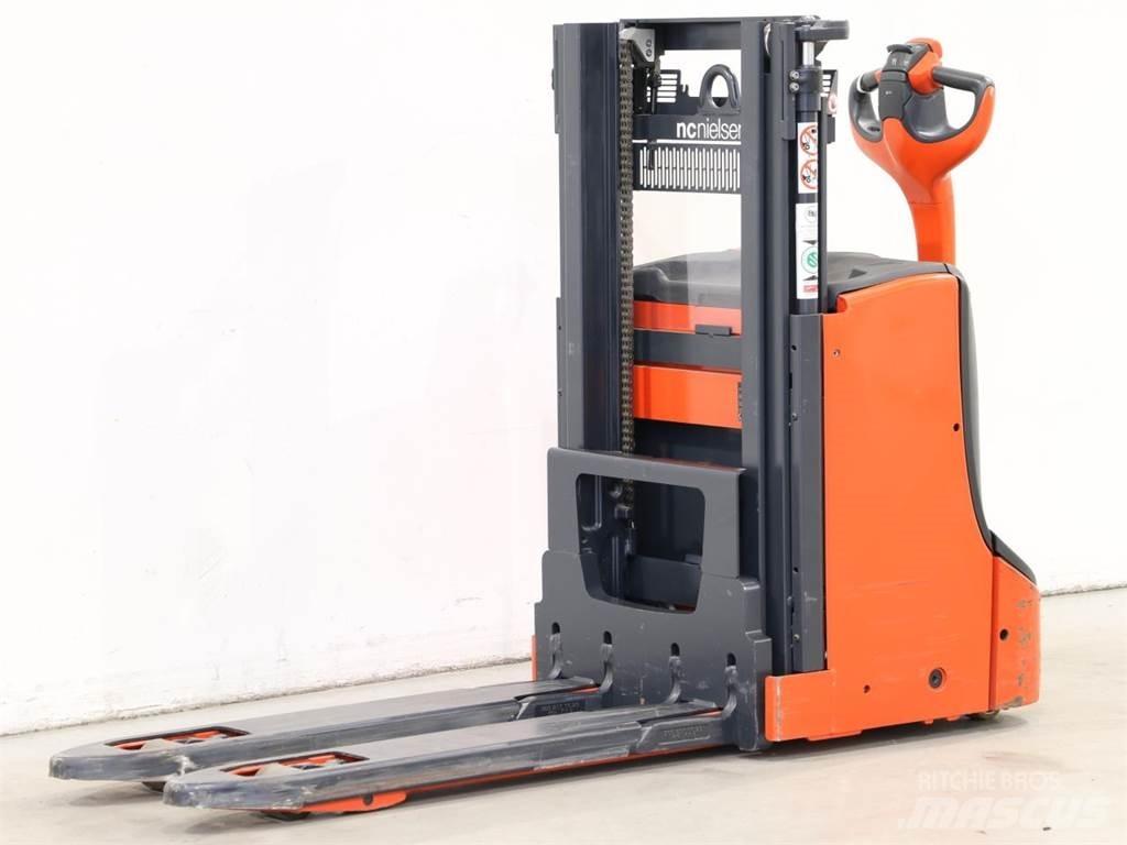 Linde D08/1160 Yaya kumandali istif makinasi