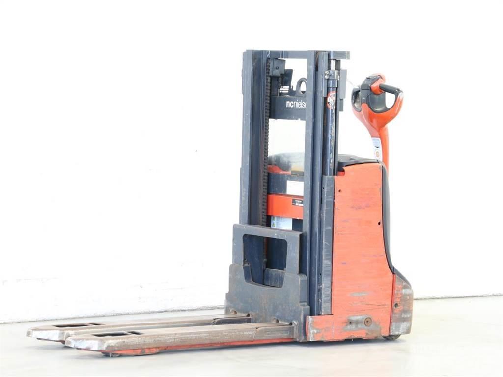 Linde D08/1160-00 Yaya kumandali istif makinasi
