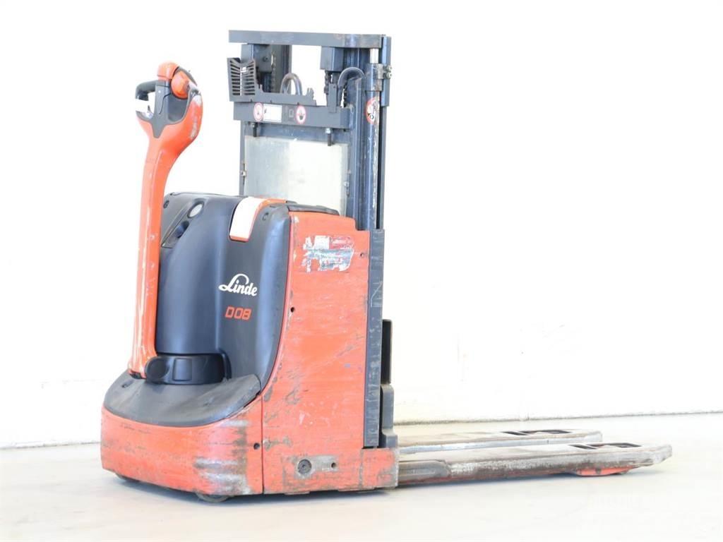 Linde D08/1160-00 Yaya kumandali istif makinasi