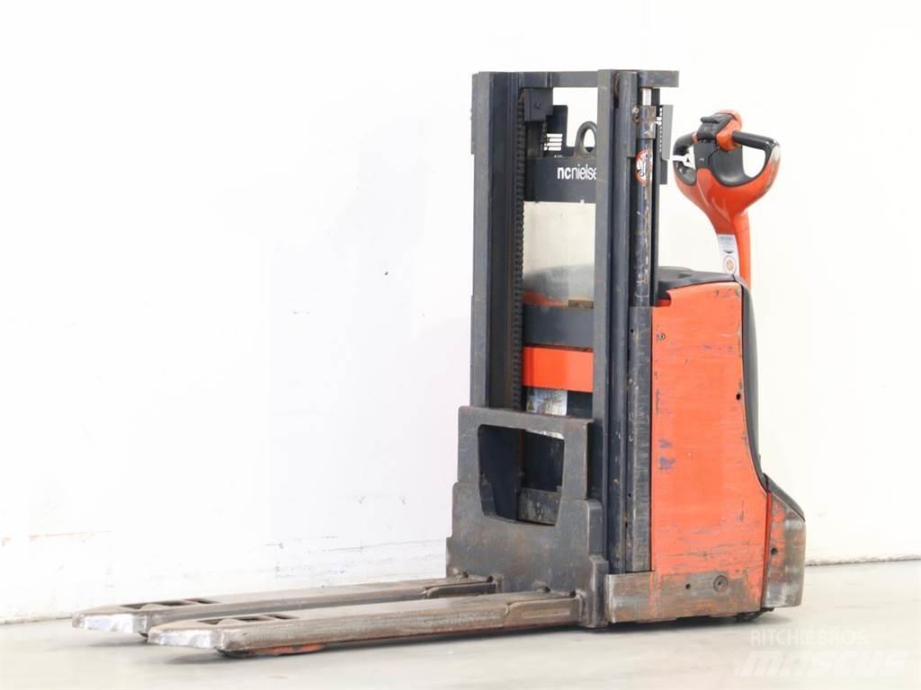 Linde D08/1160-00 Yaya kumandali istif makinasi