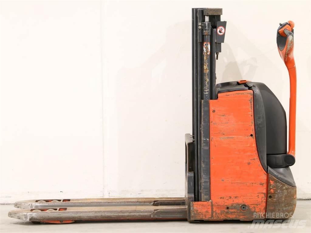 Linde D08/1160-00 Yaya kumandali istif makinasi