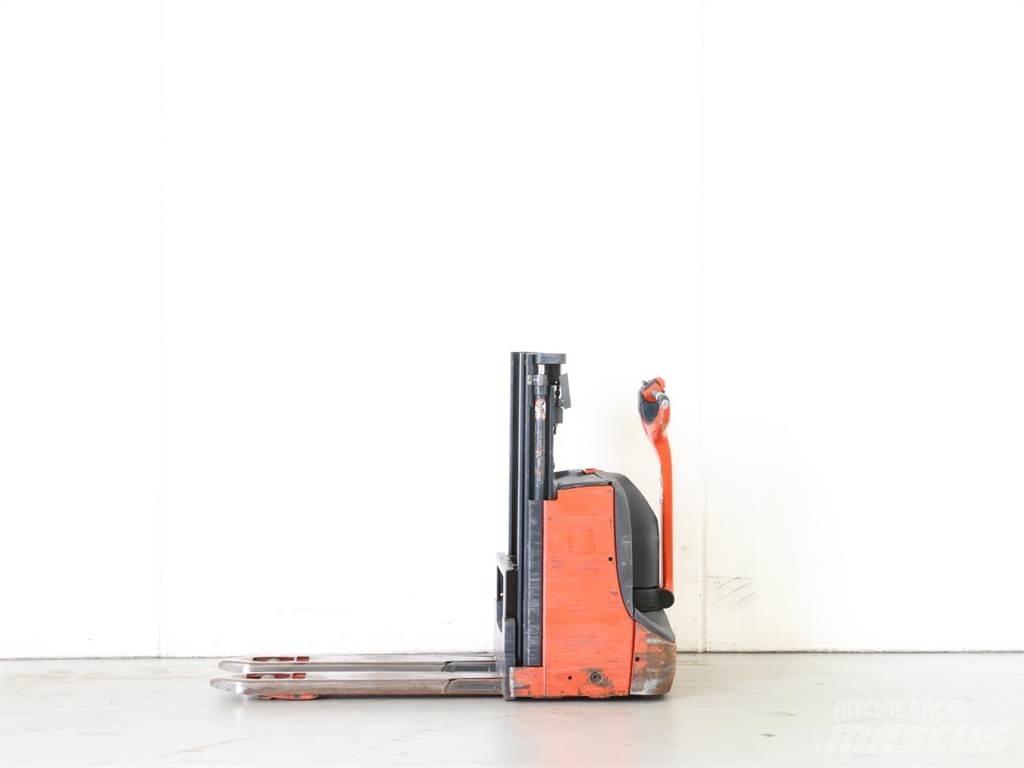 Linde D08/1160-00 Yaya kumandali istif makinasi