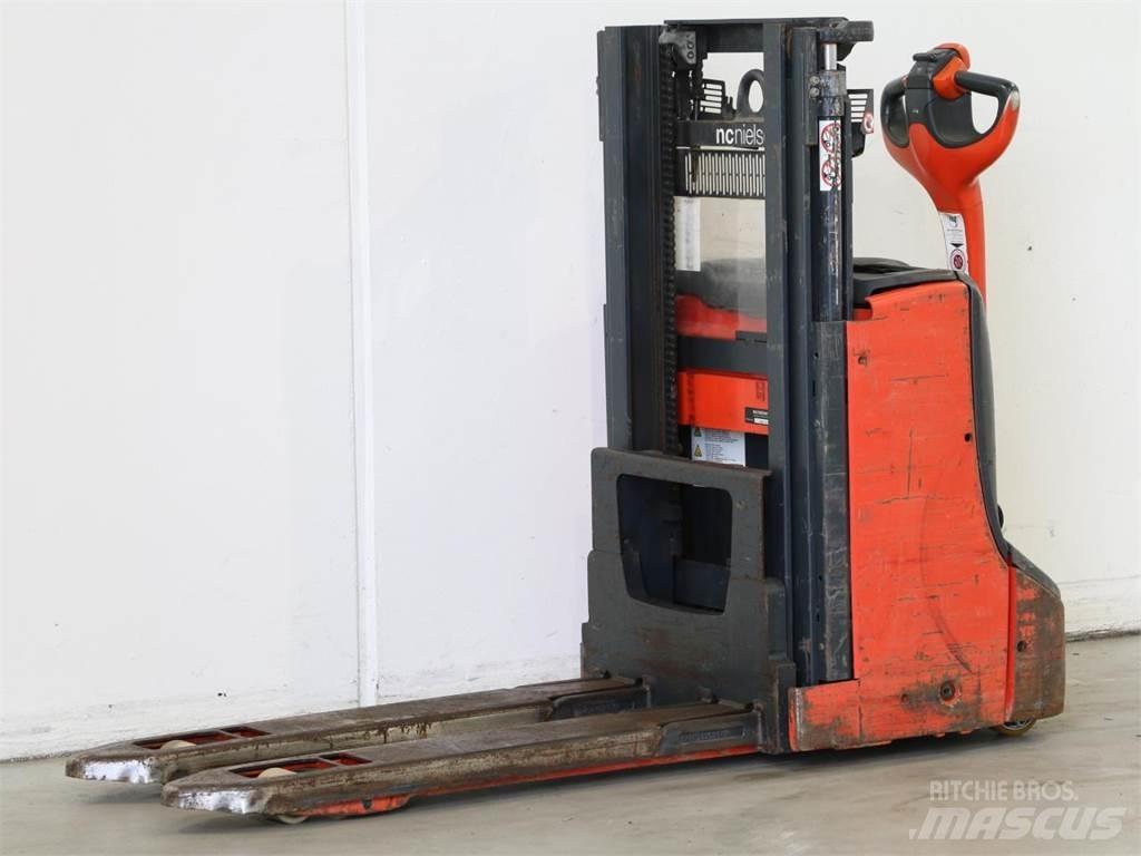 Linde D08/1160-00 Yaya kumandali istif makinasi