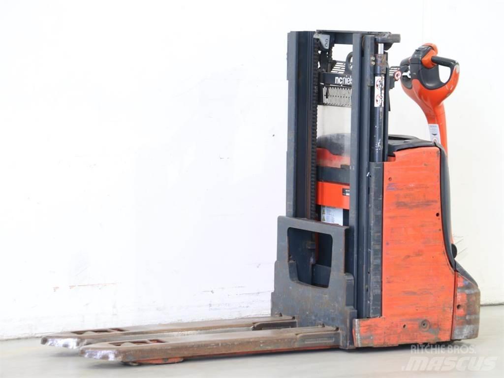 Linde D08/1160-00 Yaya kumandali istif makinasi