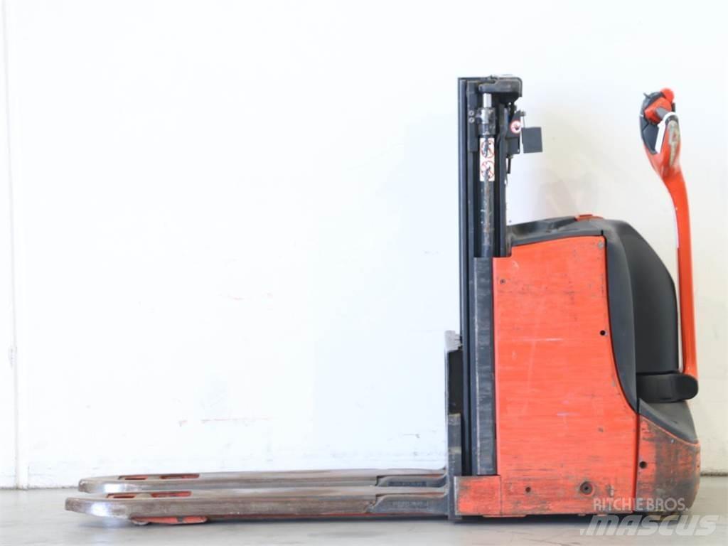 Linde D08/1160-00 Yaya kumandali istif makinasi