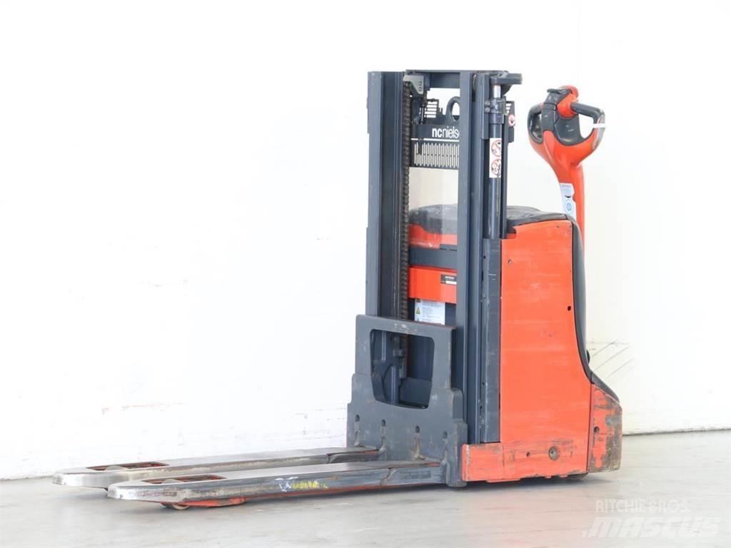 Linde D08/1160-00 Yaya kumandali istif makinasi