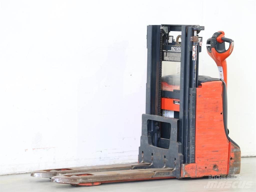 Linde D08/1160-01 Yaya kumandali istif makinasi