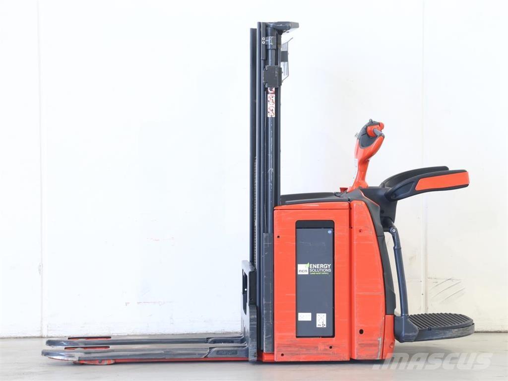 Linde D12AP/1173-01 Yaya kumandali istif makinasi