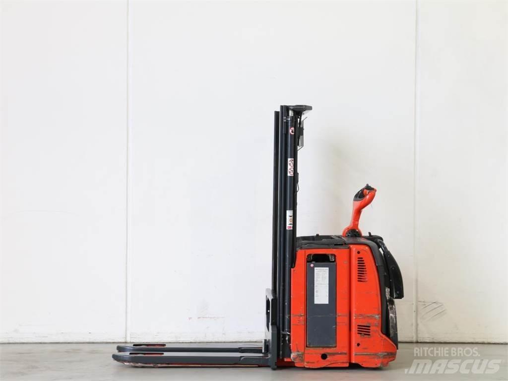 Linde D12AP/133 Yaya kumandali istif makinasi