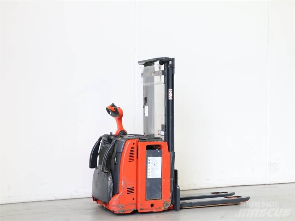 Linde D12AP/133 Yaya kumandali istif makinasi