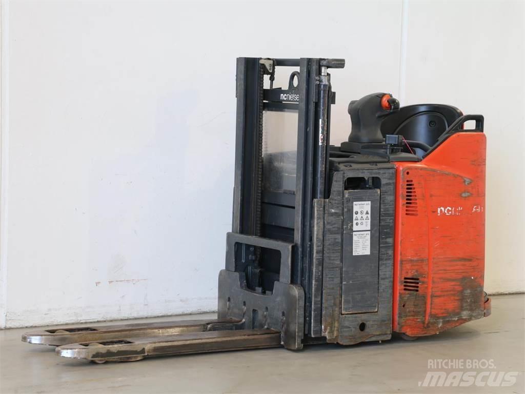 Linde D12HPSP/133 Yaya kumandali istif makinasi