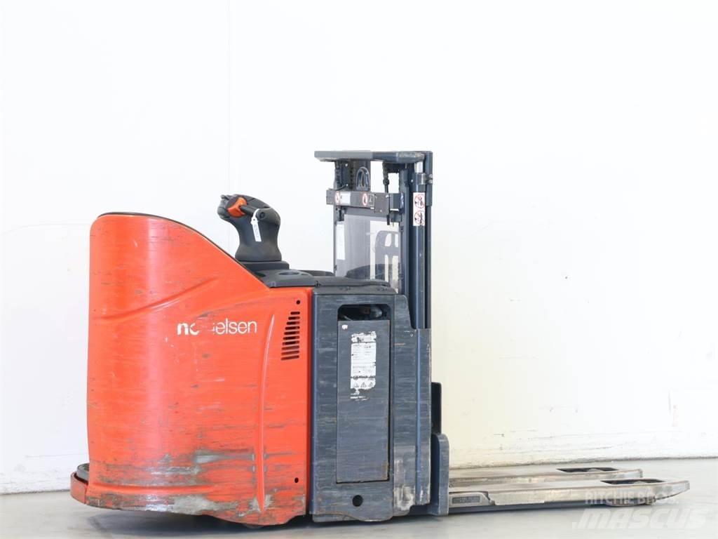 Linde D12HPSP/133 Yaya kumandali istif makinasi