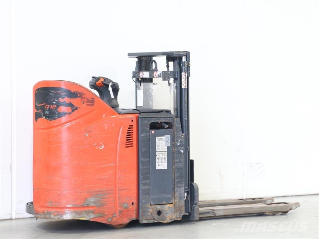 Linde D12SP/133 Yaya kumandali istif makinasi