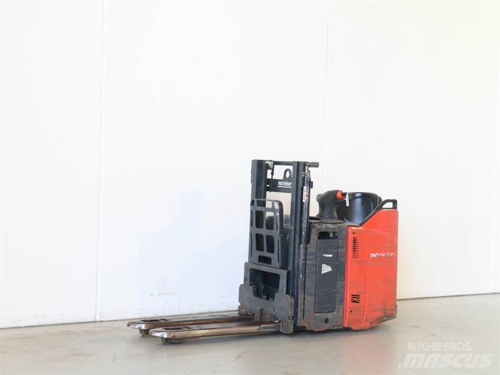 Linde D12SP/133 Yaya kumandali istif makinasi