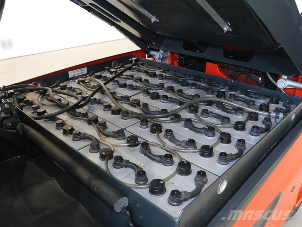 Linde E30L/387 Elektrikli forkliftler