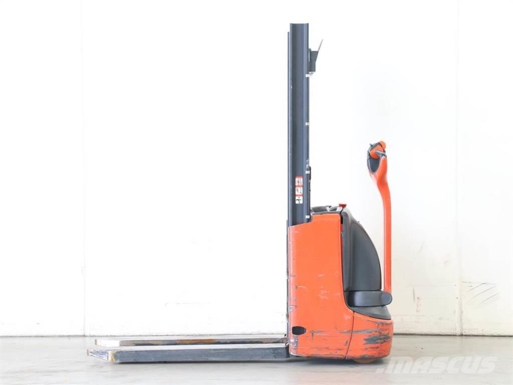 Linde L10/1172-01 Yaya kumandali istif makinasi
