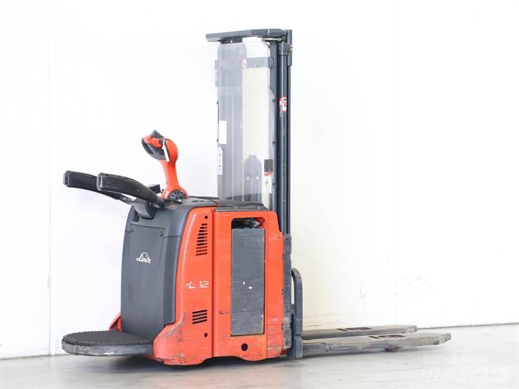 Linde L12AP/133 Yaya kumandali istif makinasi