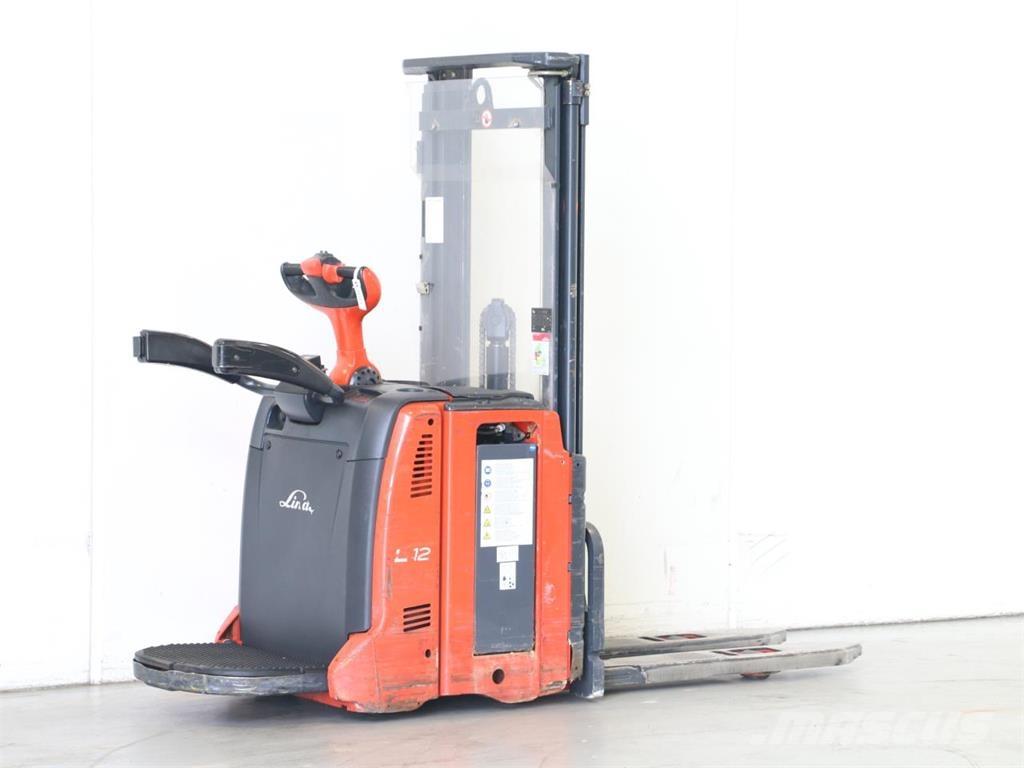 Linde L12AP/133 Yaya kumandali istif makinasi