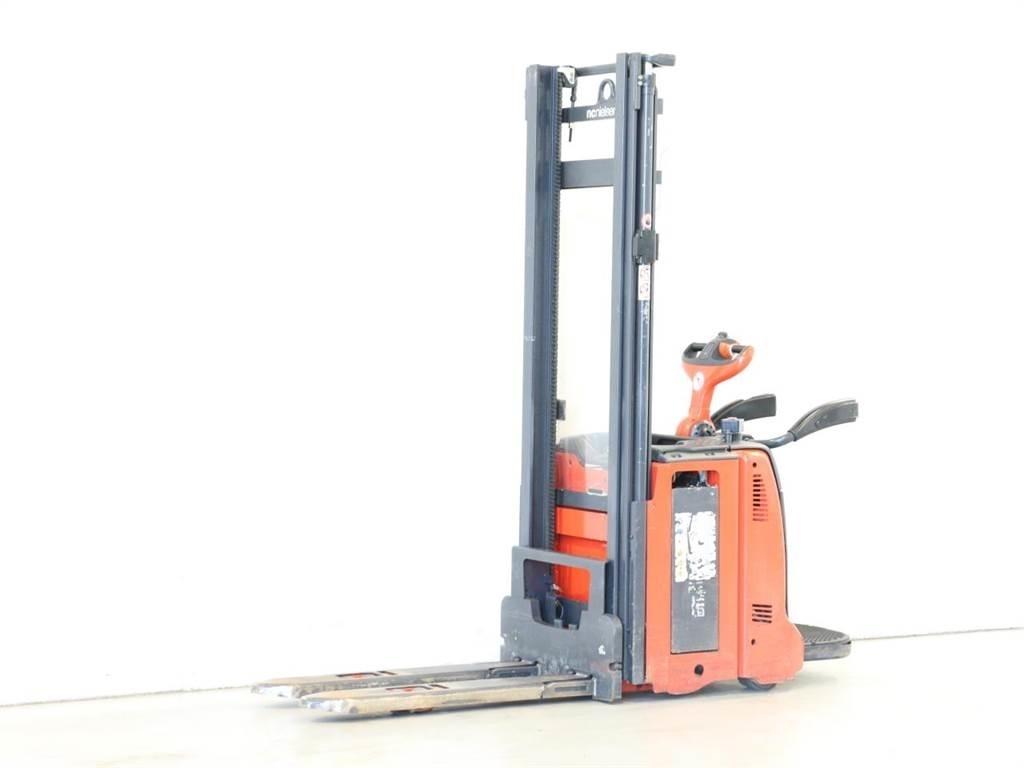 Linde L12AP/133-00 Yaya kumandali istif makinasi