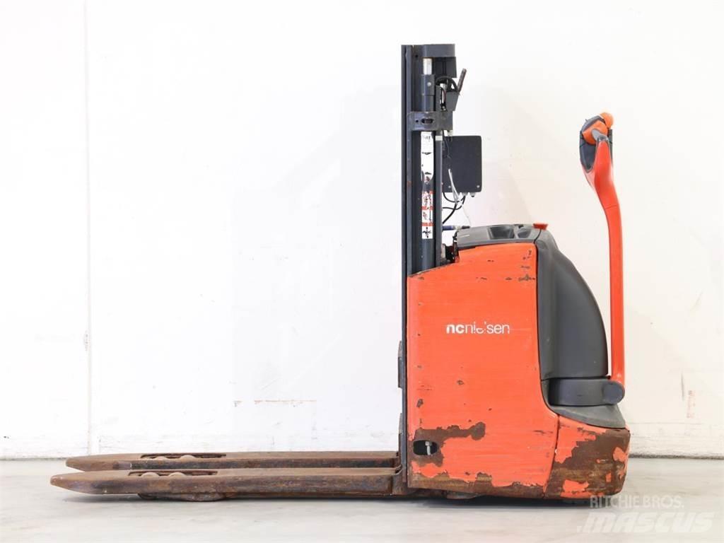 Linde L12I/1172 Yaya kumandali istif makinasi