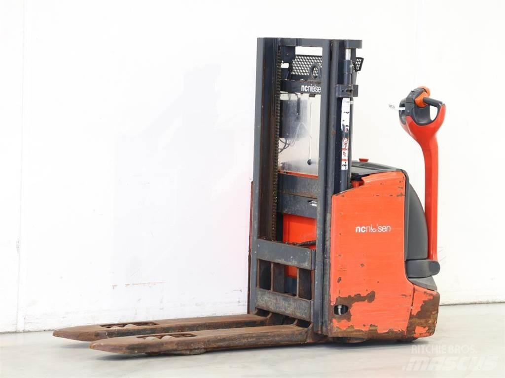 Linde L12I/1172 Yaya kumandali istif makinasi