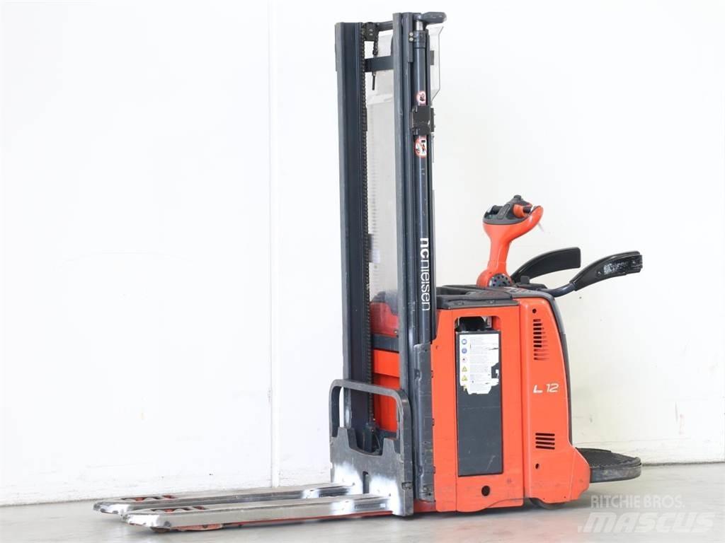 Linde L12LAP/133 Yaya kumandali istif makinasi