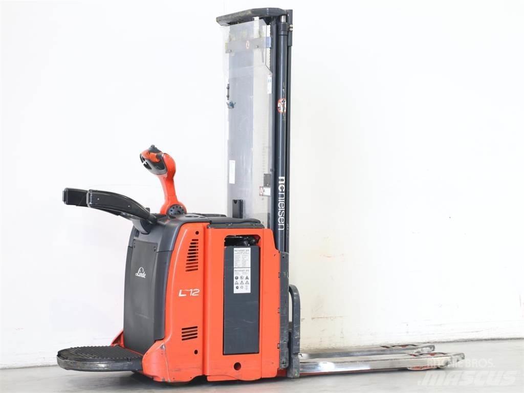 Linde L12LAP/133 Yaya kumandali istif makinasi