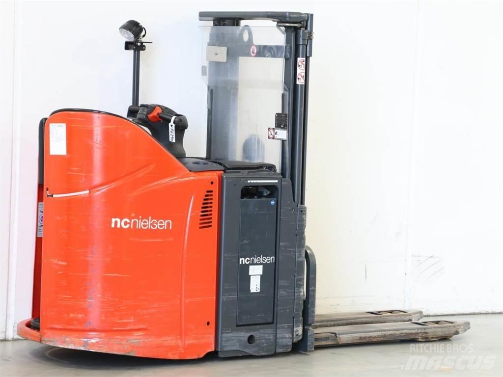 Linde L12LSP/133 Yaya kumandali istif makinasi