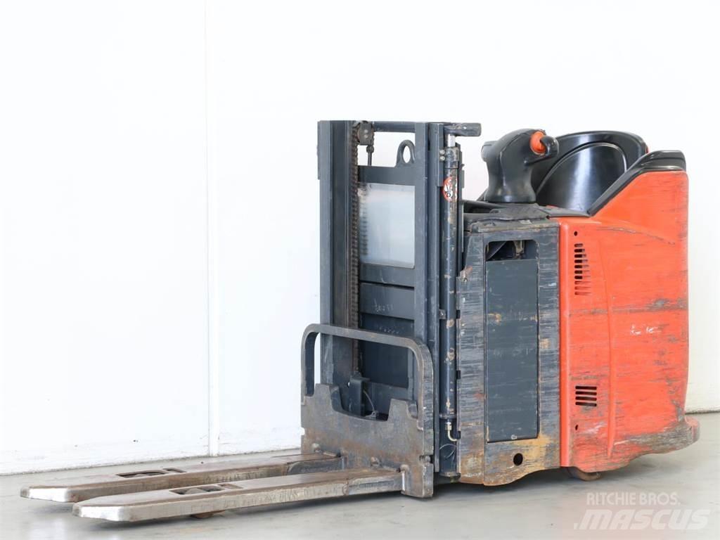 Linde L12SP/133 Yaya kumandali istif makinasi