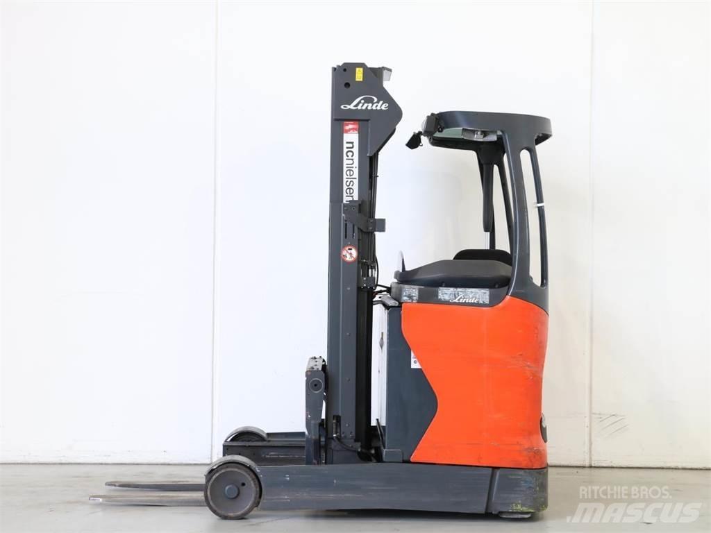 Linde R16/1120 Reach truck - depo içi istif araçları
