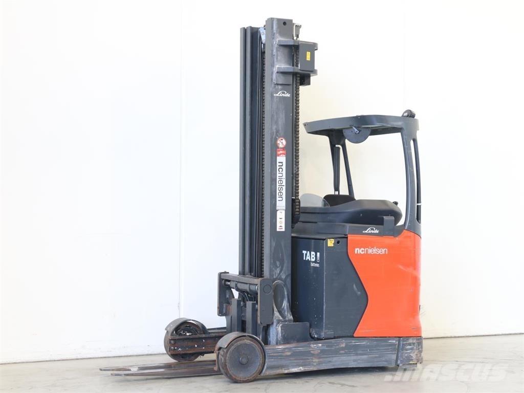 Linde R20/1120 Reach truck - depo içi istif araçları